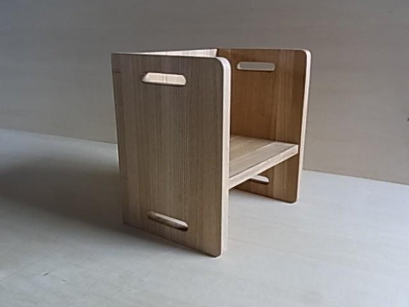 高さが変わるイス・タモ材 - 兒童家具 - 木頭 