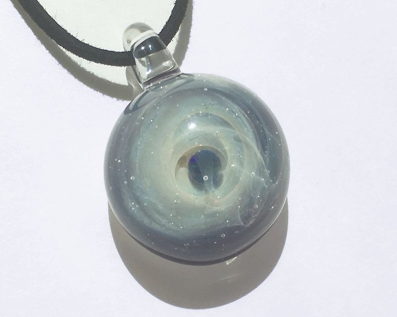 The world of nebula # 1 Space glass pendant with green opal - สร้อยคอ - แก้ว ขาว
