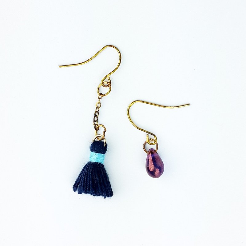 | Four Seasons Series | Winter x Iced Purple Czech Water Drops Dark Blue Tassels (Earrings x Handmade.) - Earrings & Clip-ons - Plastic Purple