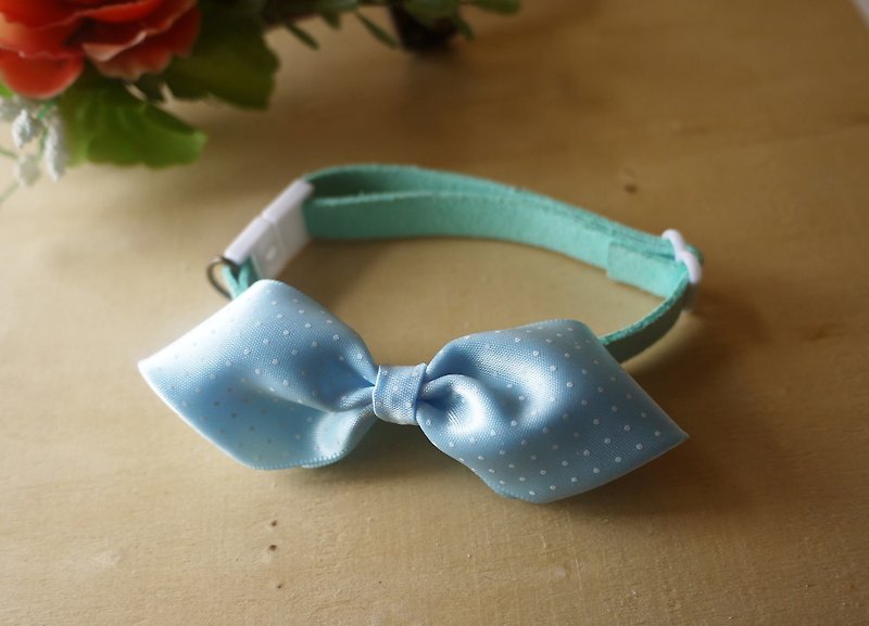 Mediterranean blue water jade dot bow ribbon safety handmade cat and dog pet collar - ปลอกคอ - ผ้าฝ้าย/ผ้าลินิน สีน้ำเงิน