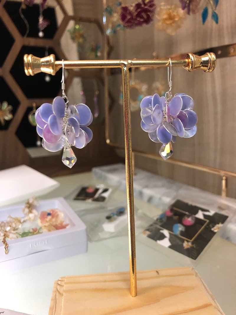 Sandra Pure Crystal Flower Ball_Dream Purple - Earrings & Clip-ons - Resin Purple