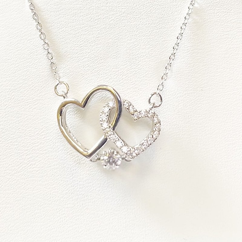 Japanese original Dancing Stone suspended flashing necklace-【Pure Heart】 - Necklaces - Sterling Silver Silver