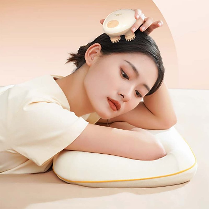 [Free Shipping] Hezheng Scalp Care Instrument Handheld Electric Waterproof Scalp Massage, Knead, Care and Head Grasping Artifact - อื่นๆ - วัสดุอื่นๆ สีทอง
