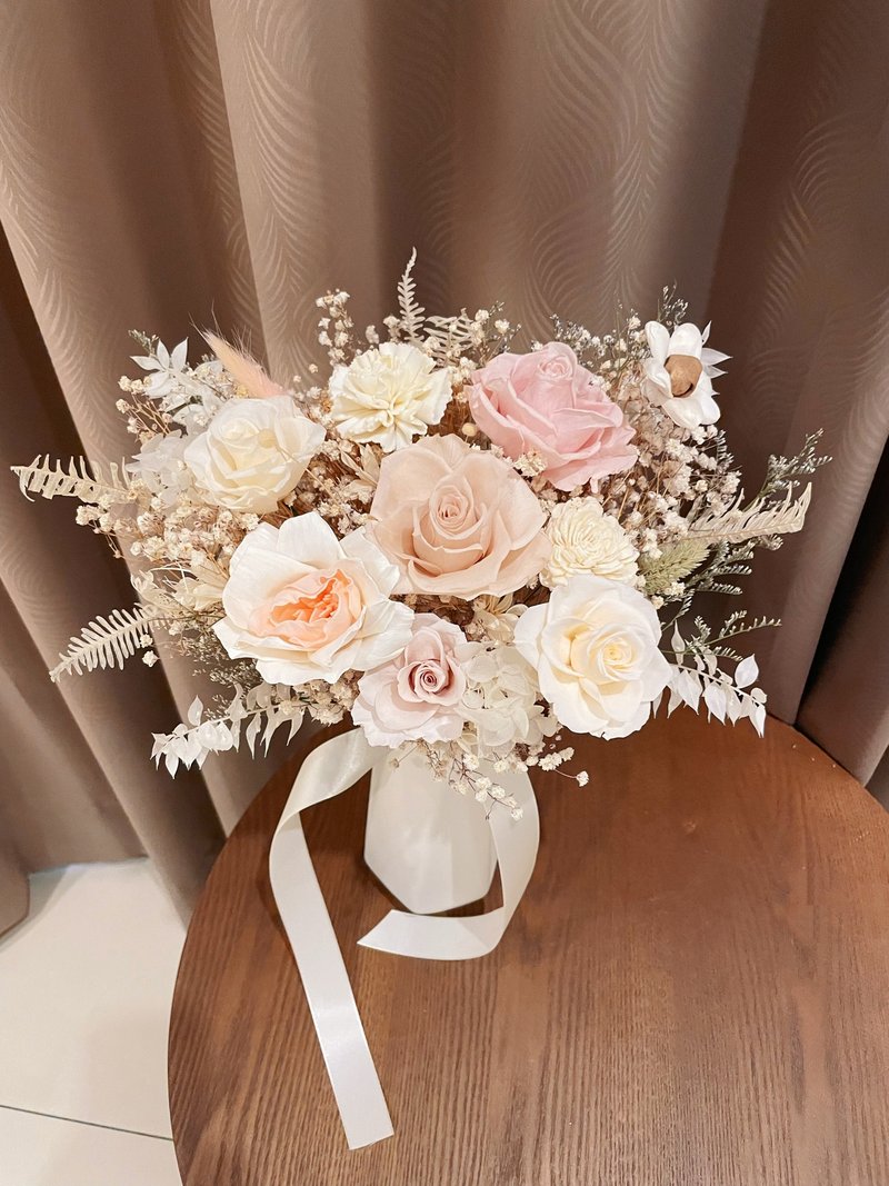 奶油粉永生捧花 結婚捧花 新娘捧花 永生花捧花 乾燥花捧花 登記 - 乾燥花/永生花 - 植物．花 