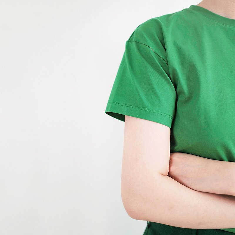 板栗研衣所 | 獨立設計 樹葉綠純棉圓領合身基礎款短袖T恤打底衫 - 女 T 恤 - 棉．麻 