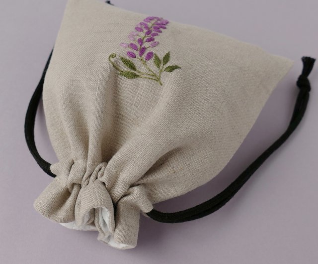 藤の花 リネンの手刺繍巾着ポーチ - Shop hokoromori Toiletry Bags