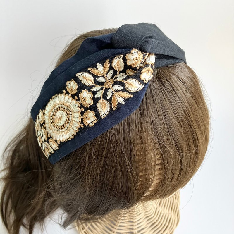 日本刺繡緞帶 棕色古典花朵 日本布 交叉髮帶 不撞款手工髮帶 - 髮箍/髮帶 - 棉．麻 黑色