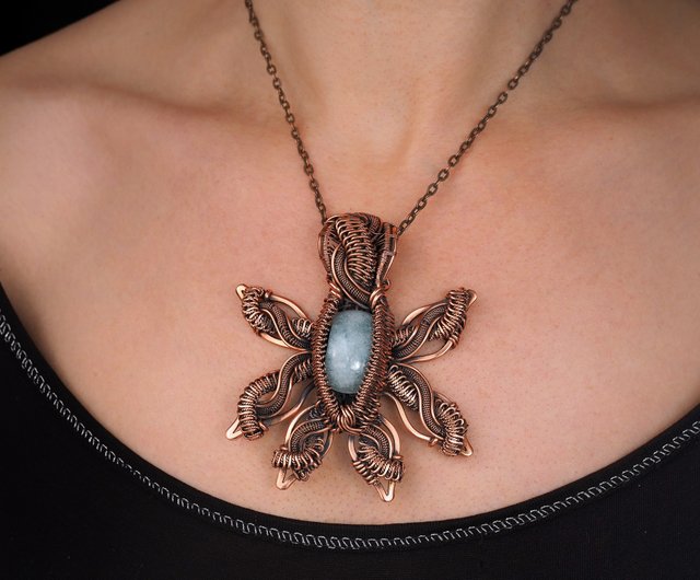 大きな星ペンダントこの天然アクアマリンユニークな銅線で包まれた