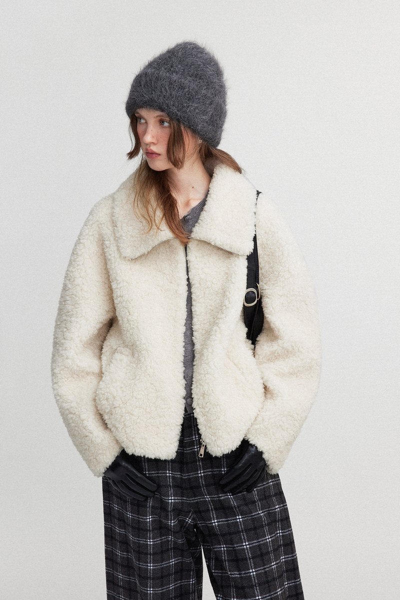 冬季島嶼 / 絨絨軟糯 皮毛一體外套 / 100%羊毛 - 女大衣/外套 - 其他材質 白色