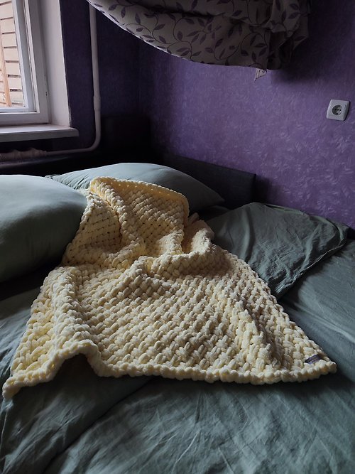 weRparents Instant warm bedspread air conditioner quilt velvet blanket custom blanket