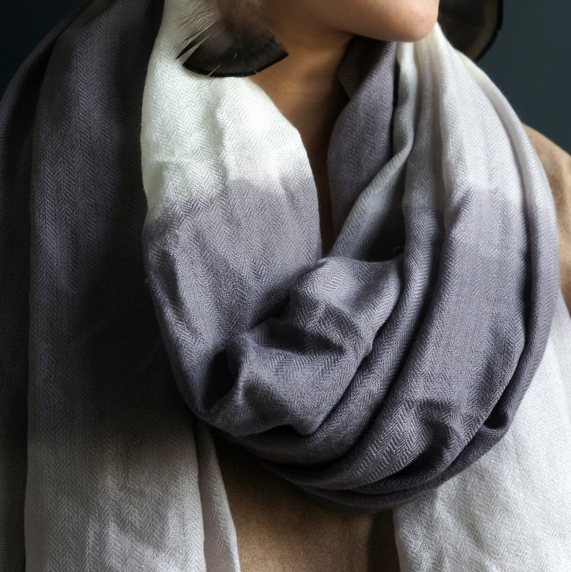 Pure dyed wool scarves - ผ้าพันคอ - ขนแกะ สีเทา