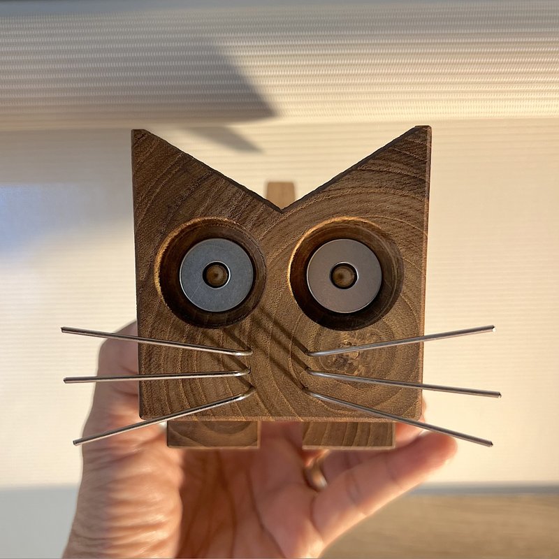 'Cat' figure-toy for decoration or collection. - 玩偶/公仔 - 木頭 