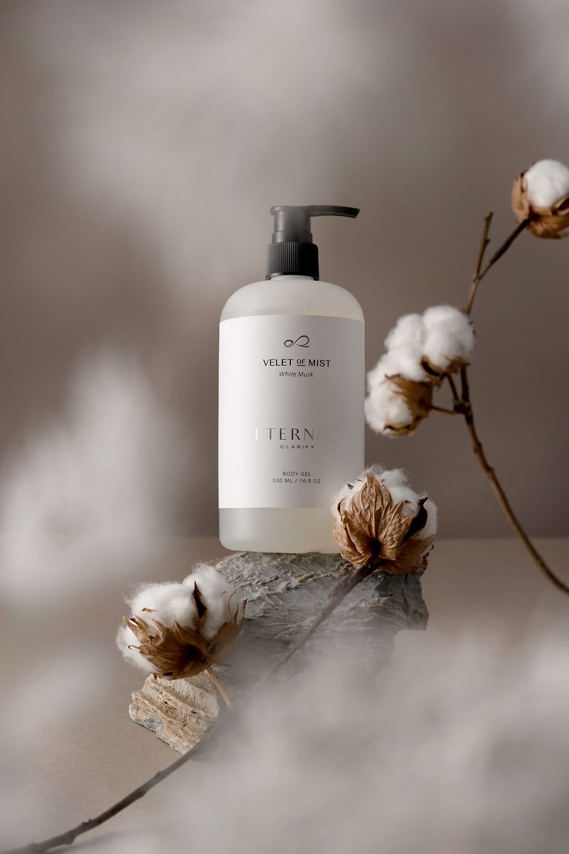EternalClarify | Chuni's Velvet Shower Gel 500mL [Pure White Musk] - ครีมอาบน้ำ - พืช/ดอกไม้ สีใส