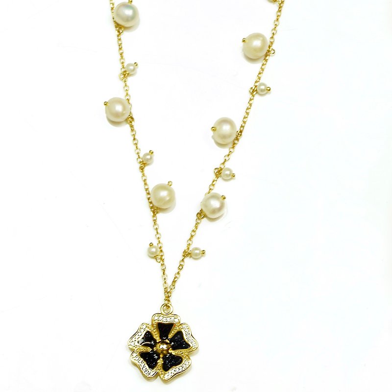 MISIS Politina black flower pearl necklace - สร้อยคอ - เงินแท้ สีทอง