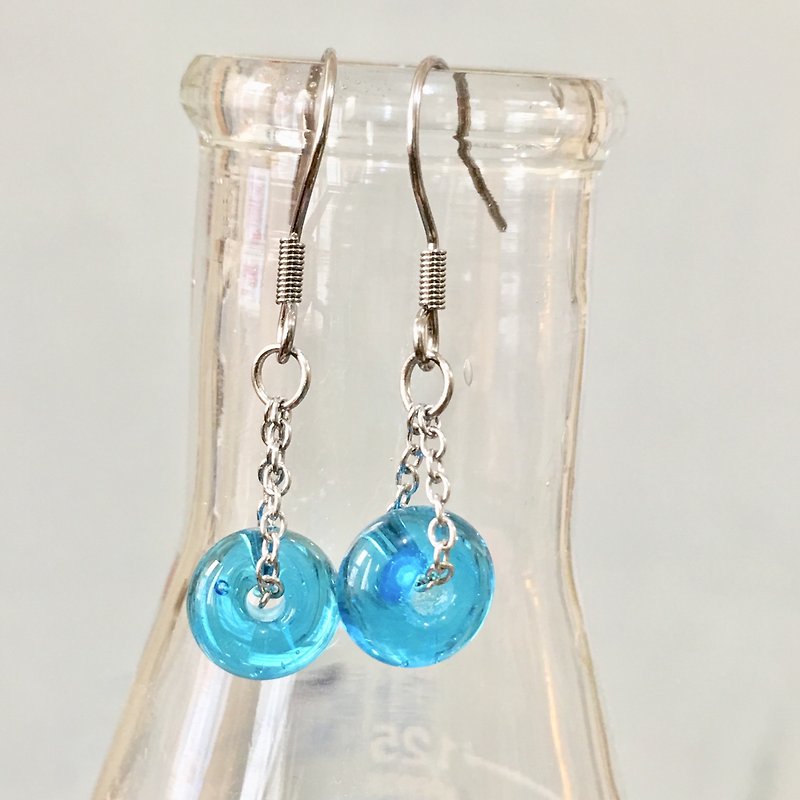 純色系列-水藍透明琉璃珠耳環 - 耳環/耳夾 - 玻璃 藍色
