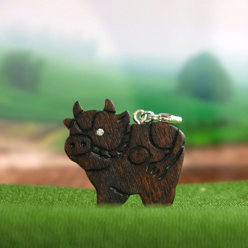 Cow wooden charm - Charms - Wood Brown