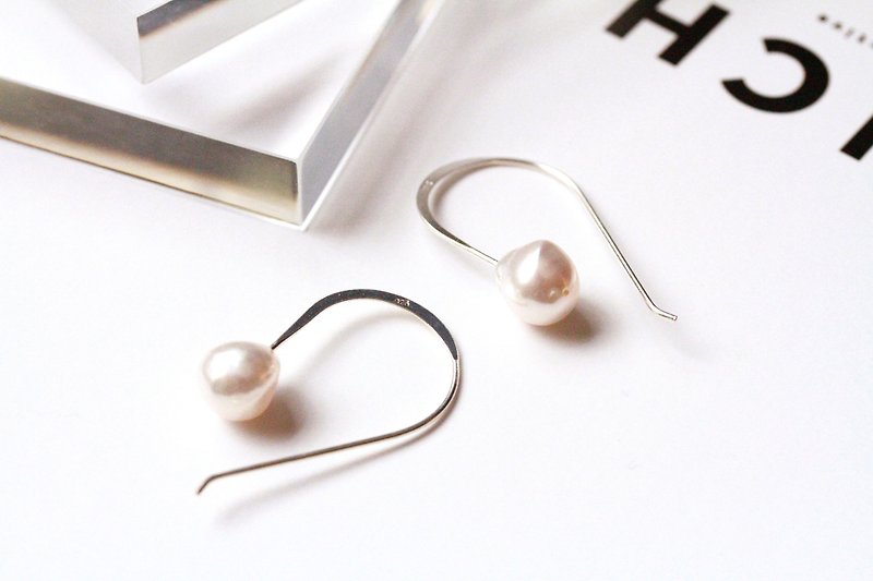 Baroque pearl hook earrings Silver925 - Earrings & Clip-ons - Gemstone White