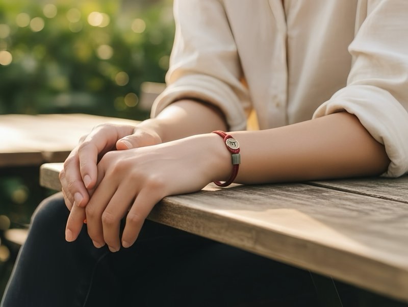 本命年守護紅繩 - 手鍊/手鐲 - 聚酯纖維 紅色