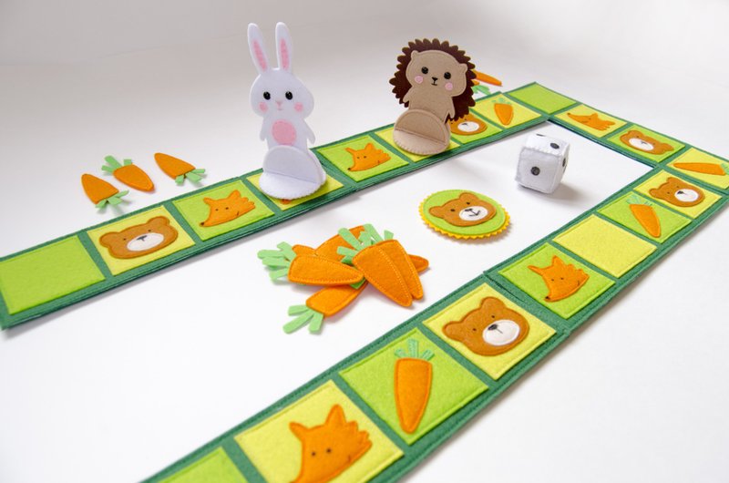 Board game from felt for kids - บอร์ดเกม - วัสดุอีโค สีเขียว