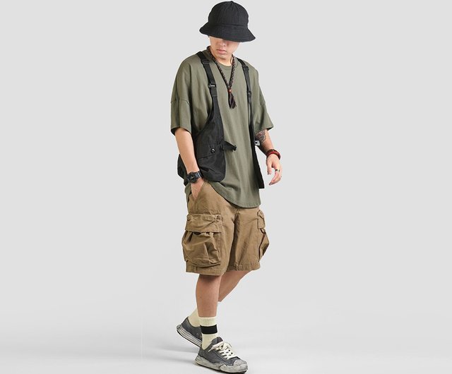 TopBasics 3D Pockets Cargo Shorts - Shop TOPBASICS. Men's Shorts