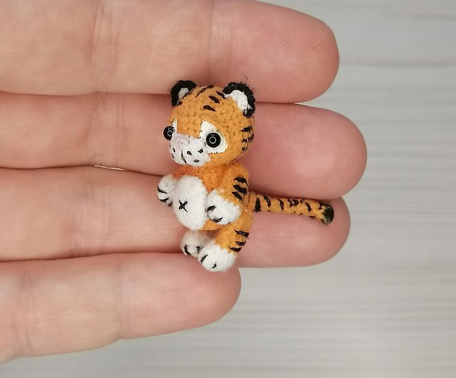 Mini tiger figurine Miniature animal Chinese zodiac - Shop TinyMiniToys  Stuffed Dolls & Figurines - Pinkoi