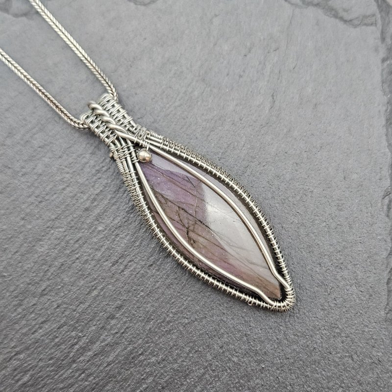 Labradorite Wire Wrapped Pendant , Silver , Oxidized - สร้อยคอ - เงินแท้ สีม่วง