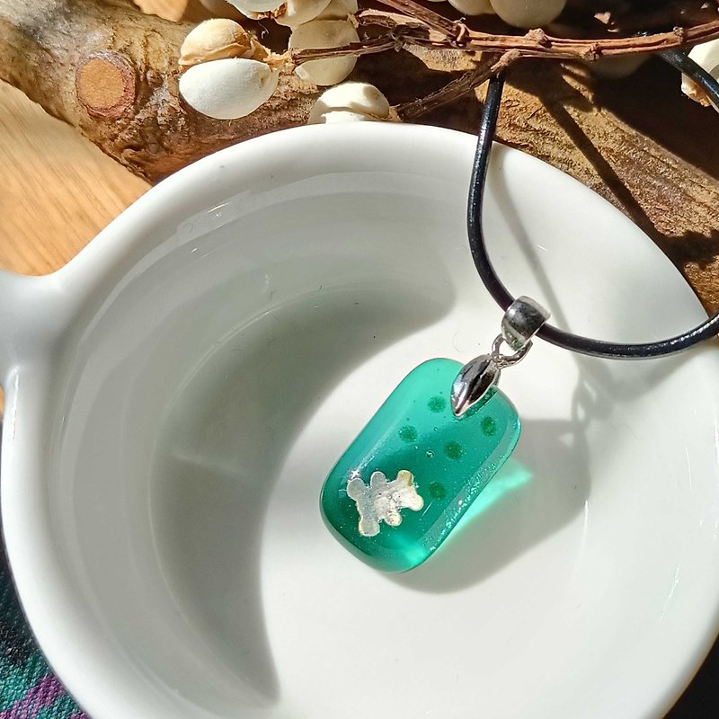 Childlike Colored Glass Series~Emerald Green Baby Bear~ - Necklaces - Colored Glass Green