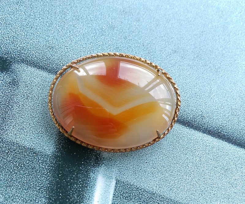 Vintage Jewelry 西洋古董飾品 氣質典雅 溫潤瑪瑙 別針 - 徽章/別針 - 其他金屬 金色