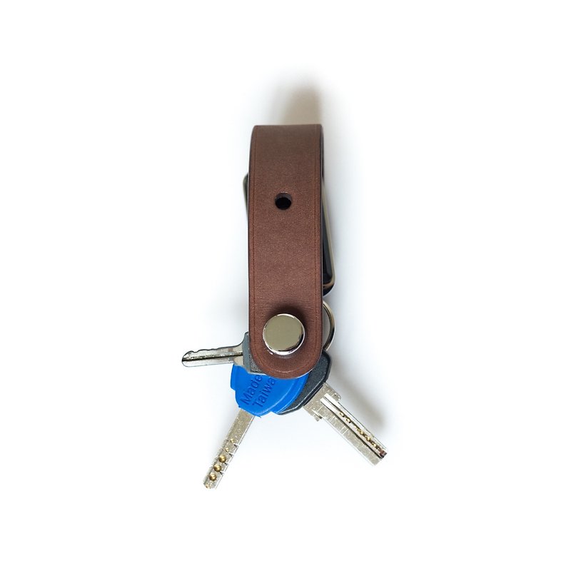 Patina leather handmade key ring - Keychains - Genuine Leather Brown