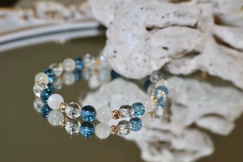 Lake Blue Stone Moonstone White Crystal│Mining Crystal Bracelet Rare Lake Blue - Bracelets - Crystal Blue