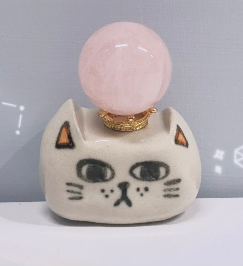 White Cat KING丨Lin Mu Art Gallery x Hand-Pressed Crystal Stand - ของวางตกแต่ง - ดินเผา 