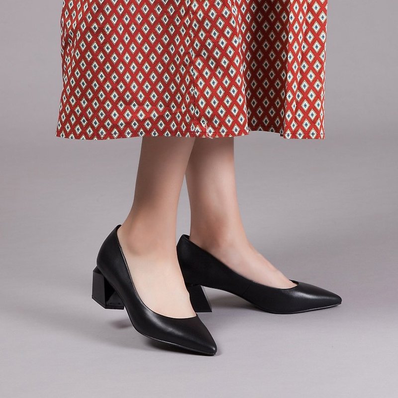 [Fashion Runway] Full Leather Geometric Heel Shoes_Classic Oil Black(25) - รองเท้าส้นสูง - หนังแท้ สีดำ