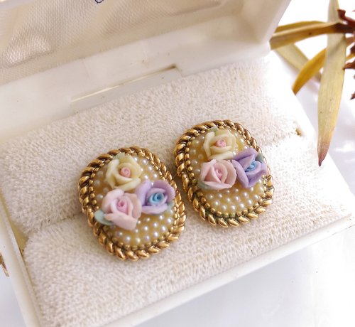 老時光角落 Vintage Jewelry 西洋古董飾品 1928 優美玫瑰 種子仿珠 針式耳環