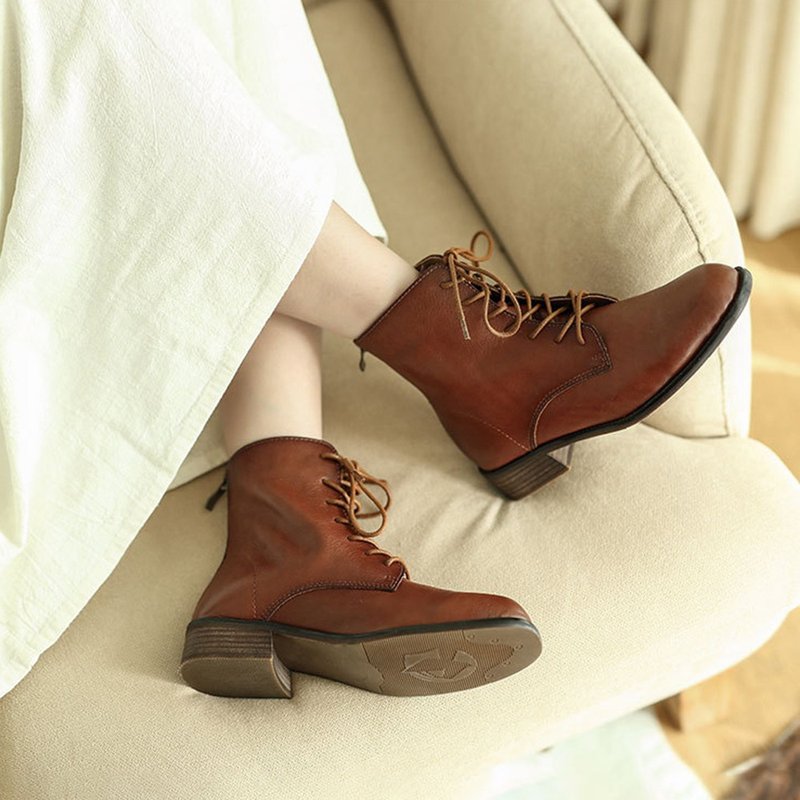 Handmade Fashion Martin Boots Women Genuine Leather Lace-Up Oxfords - รองเท้าบูทสั้นผู้หญิง - หนังแท้ สีดำ