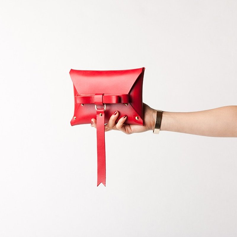 REAL LEATHER BOW CLUTCH  --  RED - その他 - 革 レッド