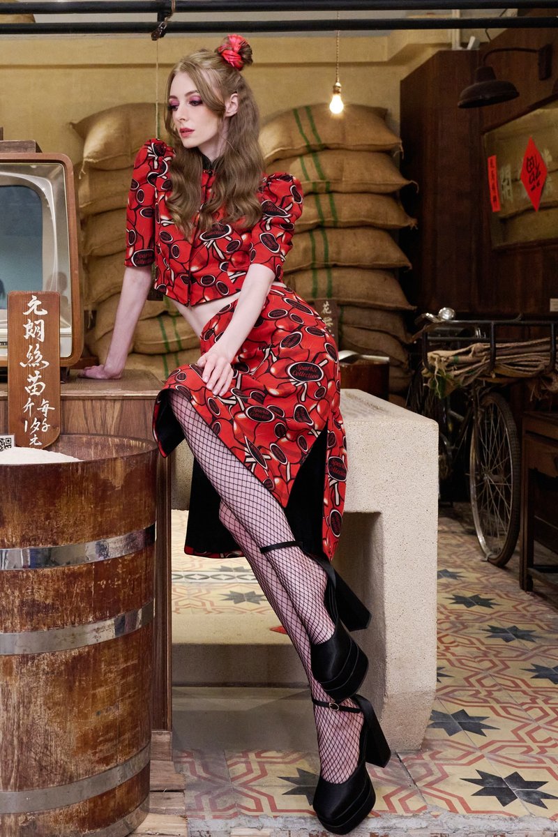 【LOLLY POP】100% Silk Cheongsam Skirt - Skirts - Silk 