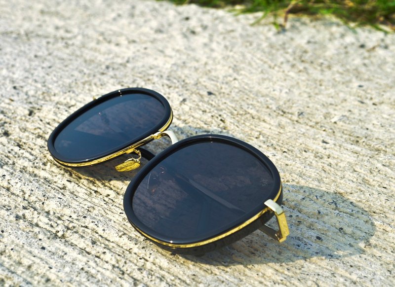 Sunglasses│Big Round Frame│Black Lens│UV400 Protection│2is NinaD - แว่นกันแดด - โลหะ สีดำ