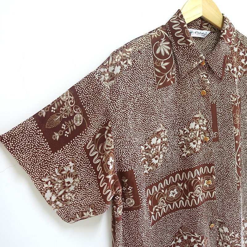 │Slowly│ banquet - vintage shirt │vintage. Retro. Literature - Women's Shirts - Polyester Brown