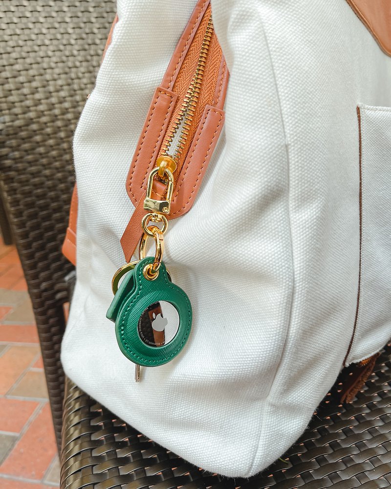 【Customized Gift】ANORAK AirTag Cross Embossed Leather Case Key Ring - Keychains - Genuine Leather Green