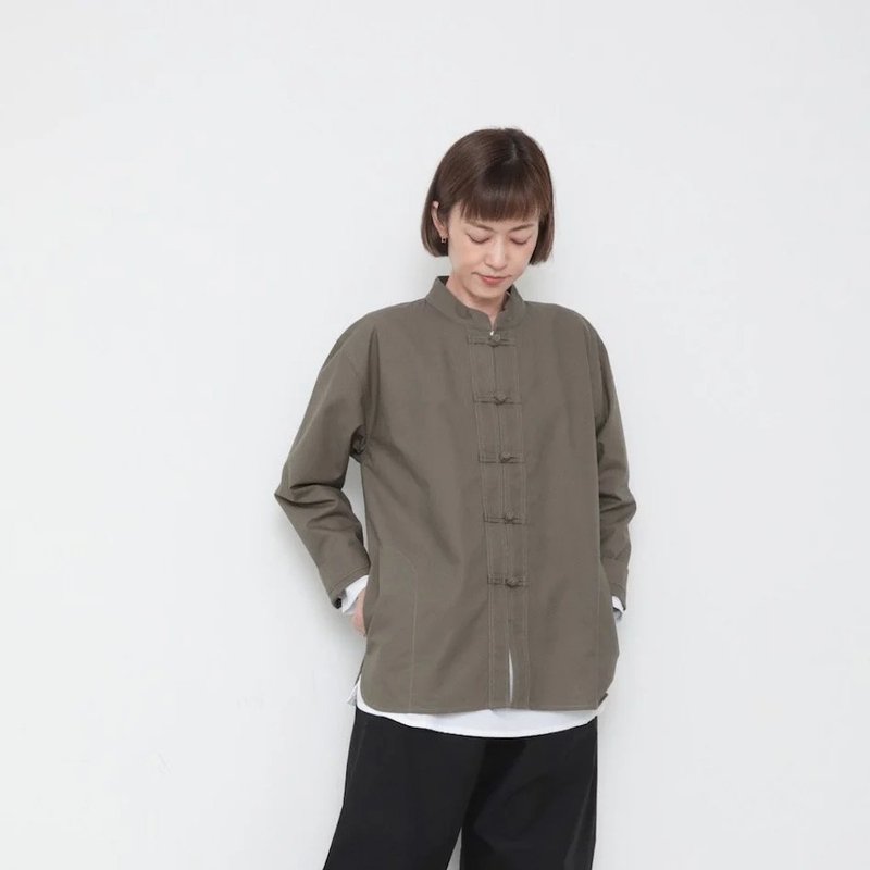 OMAKE.jp Button small stand collar shirt jacket ChinaButtonShirt dark gray - เสื้อเชิ้ตผู้หญิง - ผ้าฝ้าย/ผ้าลินิน สีเทา