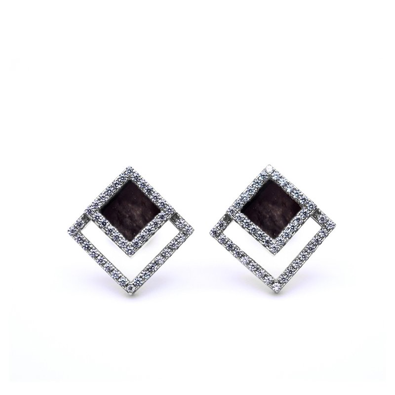 Natural Black Jade Earring Studs in Minimal Style - ต่างหู - หยก สีดำ