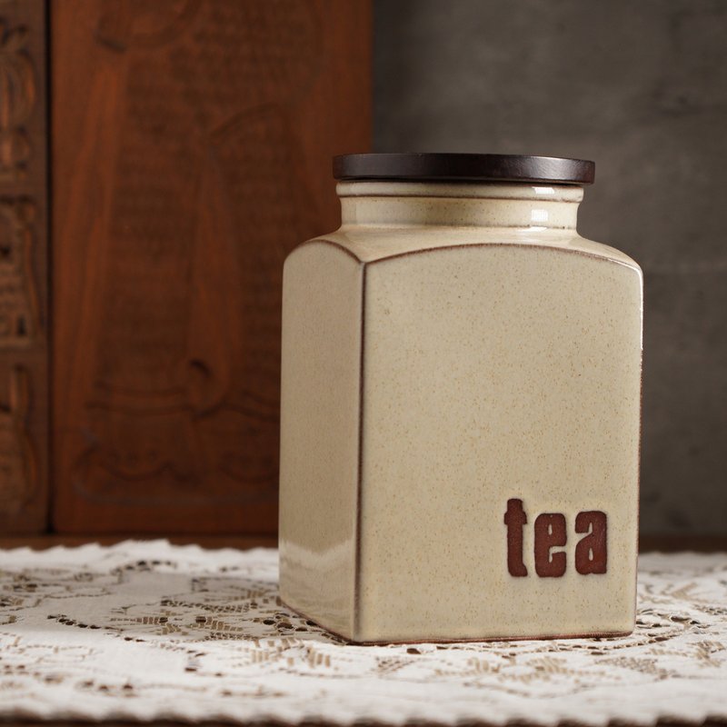 英國簡約風茶葉收納罐/儲物罐 - 居家收納/收納盒/儲物盒 - 陶 卡其色