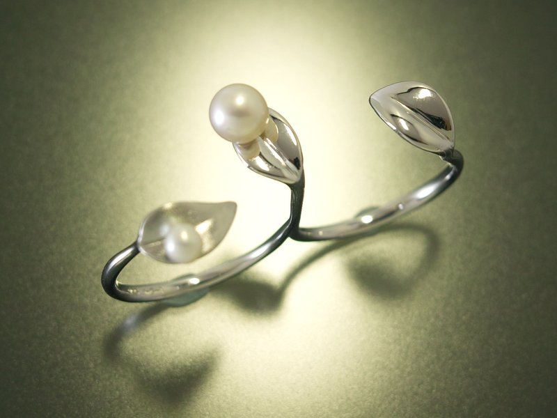 Japan Quality | Double Finger NUDE Ring 新葉の雫 Silver925×Pearl - 戒指 - 其他金屬 銀色