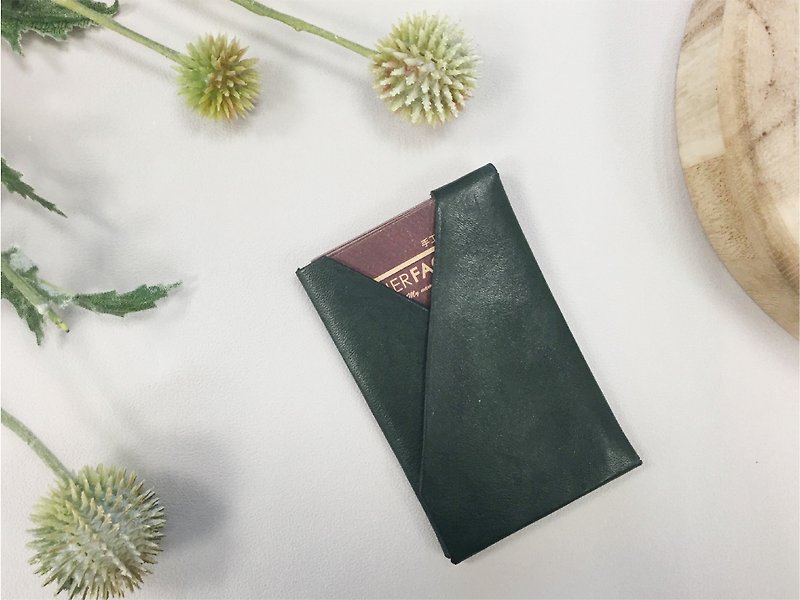 hoof minimalist Contacts - Card Holders & Cases - Genuine Leather Green