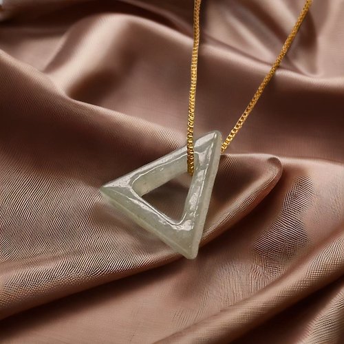 瓔珞珠寶盒 E.L.Jewelry Box 冰種翡翠三角形吊飾 | 天然緬甸玉翡翠A貨