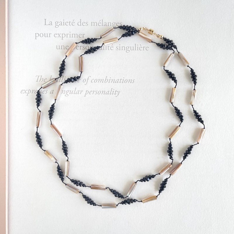 珍珠母貝與黑瑪瑙編繩長項鍊 雙圈 設計 - 長項鍊 - 半寶石 多色