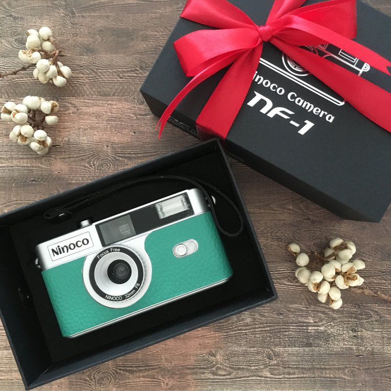 Point & Shoot  Brand new 35mm film camera with jade green leather【26-V】 - Cameras - Other Metals Green