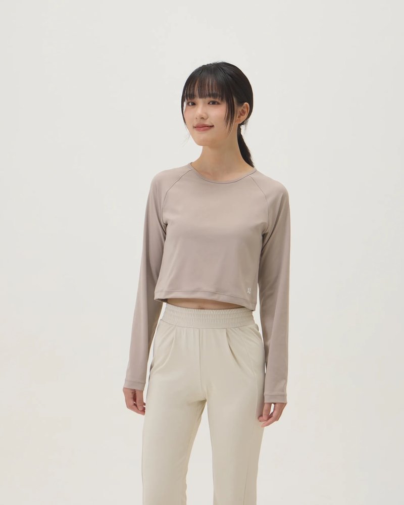 修身舒適彈性上衣 (奶茶) - 女上衣/長袖上衣 - 尼龍 卡其色