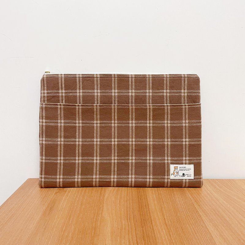 棉．麻 電腦袋 咖啡色 - 棕色格紋絨布 13 / 15吋 電腦保護包 筆電包