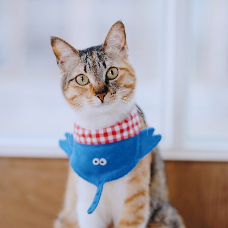 Pet scarf-elephant-red and white picnic grid - ชุดสัตว์เลี้ยง - ไฟเบอร์อื่นๆ หลากหลายสี